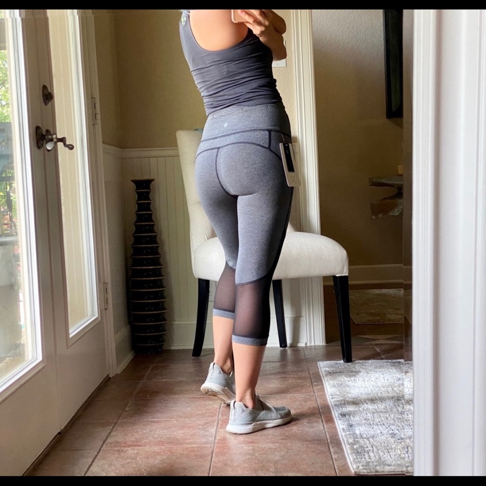 HUGE LULULEMON SALE!!! - Picture 5 of 16